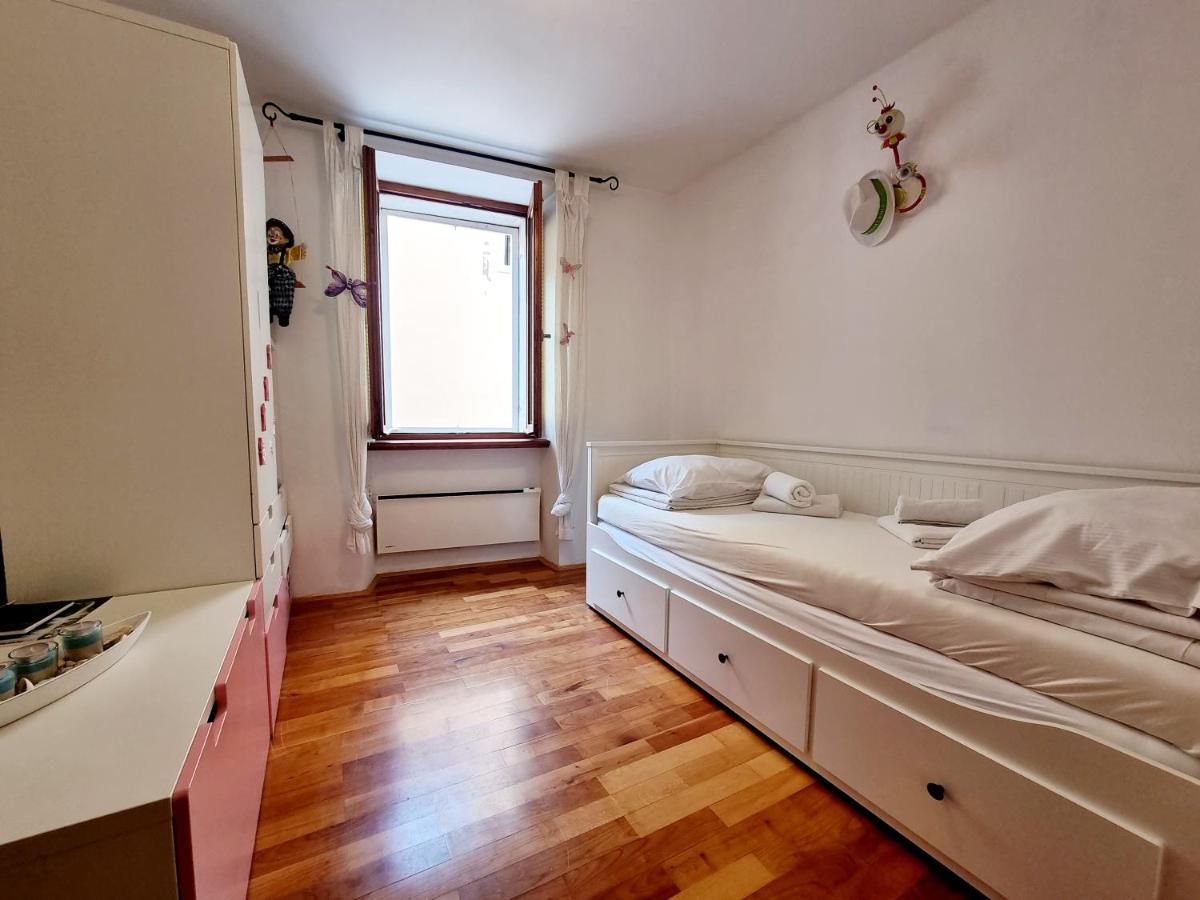 Lara 2 Apartmán